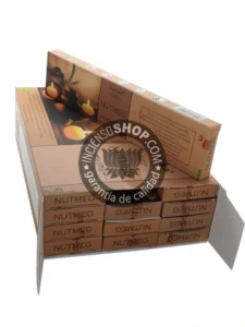 aromaterapia-nutmeg-caja-abierta-con-producto